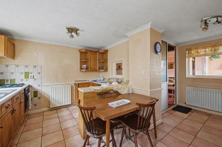 3 bedroom Semi-detached house for sale in Hoylake Drive, Skegness, PE25