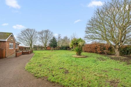 3 bedroom Detached bungalow for sale in Boston Road, Wainfleet St.Marys, PE24