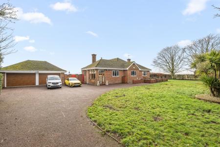 3 bedroom Detached bungalow for sale in Boston Road, Wainfleet St.Marys, PE24