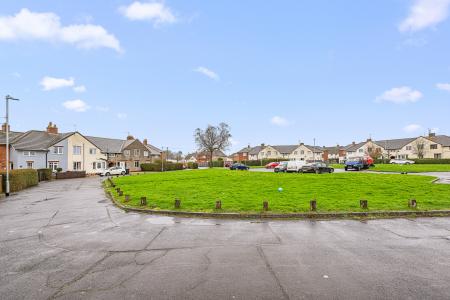 3 bedroom Terraced House for sale in Tennyson Green, Skegness, PE25