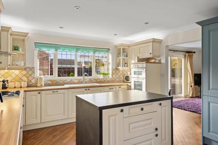 3 bedroom Detached house for sale in Beacon Way, Skegness, PE25