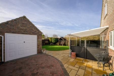 3 bedroom Detached house for sale in Beacon Way, Skegness, PE25