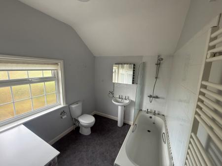 2 bedroom Semi-detached house to let in Old Roman Bank, Skegness, PE25