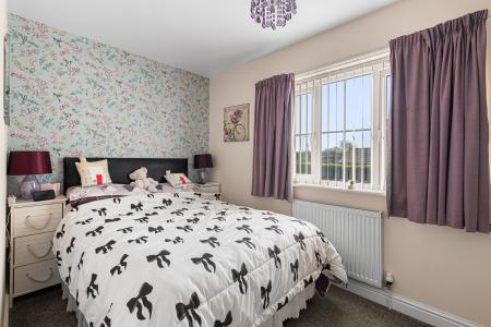 2 bedroom Terraced House for sale in Mulberry Way, Skegness, PE25