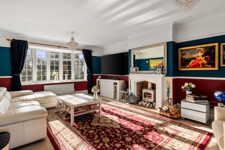 4 bedroom Detached house for sale in High Street, Burgh Le Marsh, PE24