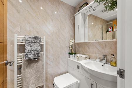 4 bedroom Detached house for sale in High Street, Burgh Le Marsh, PE24