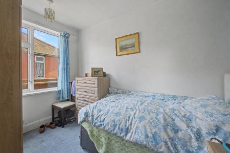 2 bedroom Semi-detached bungalow for sale in Croft Bank, Croft, PE24