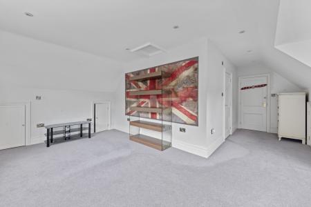 5 bedroom Detached house for sale in Sea Front Road, Skegness, PE25