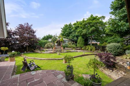 5 bedroom Detached house for sale in Sea Front Road, Skegness, PE25