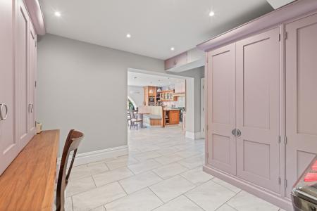 5 bedroom Detached house for sale in Sea Front Road, Skegness, PE25