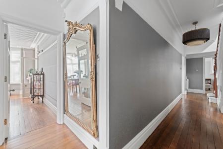 5 bedroom Detached house for sale in Sea Front Road, Skegness, PE25