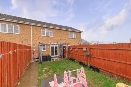 3 bedroom End of terrace house for sale in Belton Park Road, Skegness, PE25