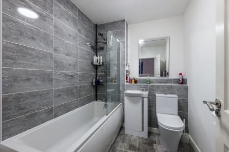 3 bedroom End of terrace house for sale in Belton Park Road, Skegness, PE25