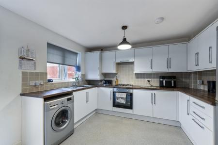 3 bedroom End of terrace house for sale in Belton Park Road, Skegness, PE25