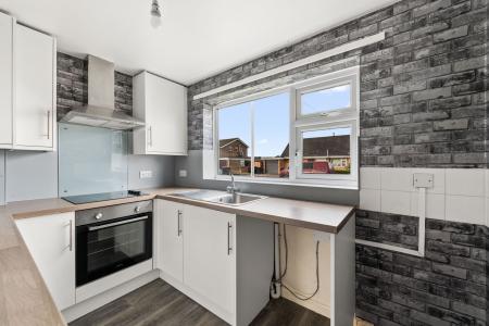 2 bedroom Flat for sale in Queens Road, Hammersmith Court Queens Road, PE25