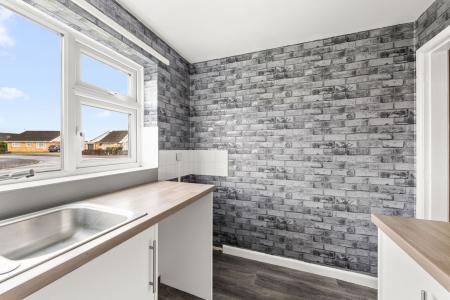 2 bedroom Flat for sale in Queens Road, Hammersmith Court Queens Road, PE25