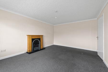 2 bedroom Flat for sale in Queens Road, Hammersmith Court Queens Road, PE25