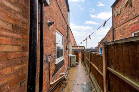 5 bedroom Terraced House for sale in Wainfleet Road, Skegness, PE25