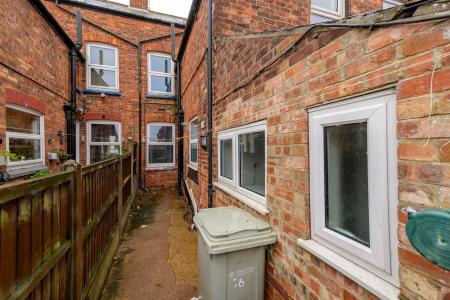 5 bedroom Terraced House for sale in Wainfleet Road, Skegness, PE25