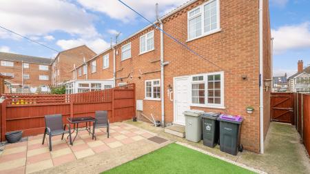 2 bedroom End of terrace house for sale in Castleton Boulevard, Skegness, PE25