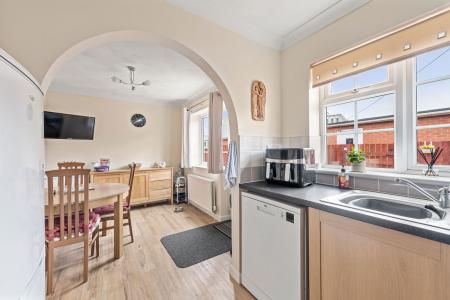 2 bedroom End of terrace house for sale in Castleton Boulevard, Skegness, PE25