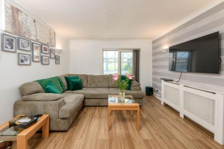 5 bedroom Detached house for sale in Sunningdale Drive, Skegness, PE25