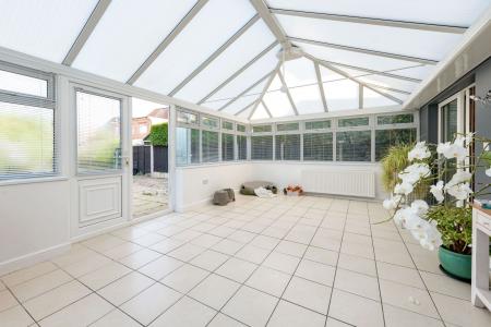 5 bedroom Detached house for sale in Sunningdale Drive, Skegness, PE25