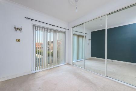 5 bedroom Detached house for sale in Sunningdale Drive, Skegness, PE25