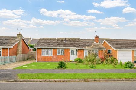 2 bedroom Detached bungalow for sale in The Sidings, Sutton-On-Sea, LN12