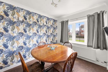 3 bedroom Detached bungalow for sale in Croft Lane, Croft, PE24