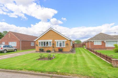 3 bedroom Detached bungalow for sale in Croft Lane, Croft, PE24
