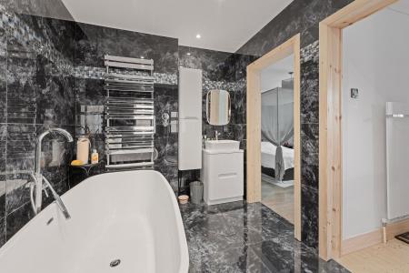 6 bedroom Detached house for sale in Glentworth Crescent, Skegness, PE25