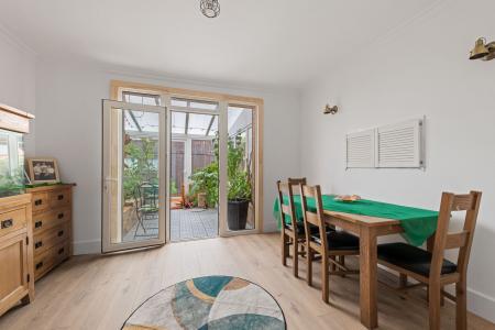 6 bedroom Detached house for sale in Glentworth Crescent, Skegness, PE25