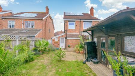 6 bedroom Detached house for sale in Glentworth Crescent, Skegness, PE25