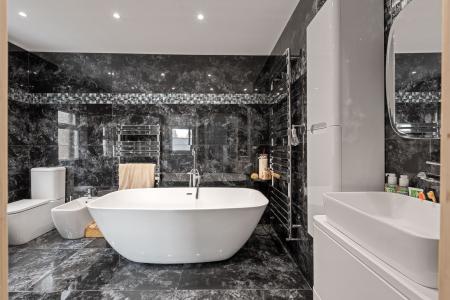 6 bedroom Detached house for sale in Glentworth Crescent, Skegness, PE25