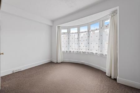 6 bedroom Detached house for sale in Glentworth Crescent, Skegness, PE25