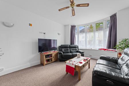 6 bedroom Detached house for sale in Glentworth Crescent, Skegness, PE25