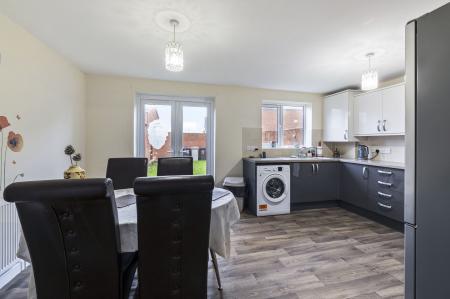 3 bedroom Terraced House for sale in Churchill Avenue, Skegness, PE25