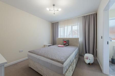 3 bedroom Terraced House for sale in Churchill Avenue, Skegness, PE25