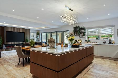 3 bedroom Detached bungalow for sale in Windmill Drive, Burgh Le Marsh, PE24