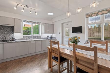 4 bedroom Detached house for sale in Marine Avenue, Skegness, PE25