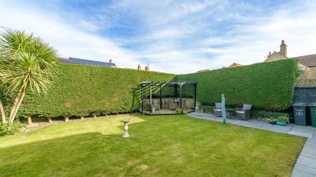 4 bedroom Detached house for sale in Marine Avenue, Skegness, PE25