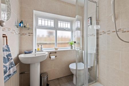 4 bedroom Detached house for sale in Marine Avenue, Skegness, PE25