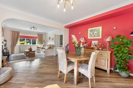 3 bedroom Detached bungalow for sale in Burgh Road, Skegness, PE25