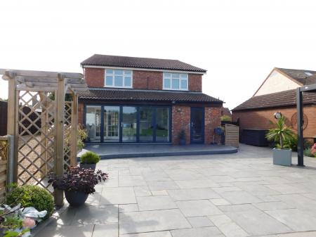 4 bedroom Detached house for sale in Station Road, Firsby, PE23