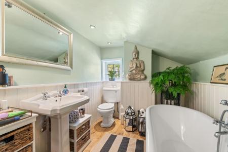 4 bedroom Detached house for sale in Sea Road, Anderby, PE24