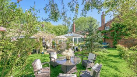 4 bedroom Detached house for sale in Sea Road, Anderby, PE24