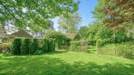 4 bedroom Detached house for sale in Sea Road, Anderby, PE24