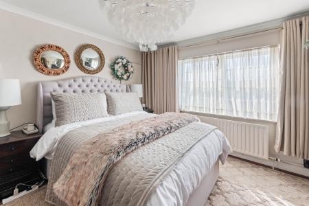 4 bedroom Detached house for sale in Sea Road, Anderby, PE24