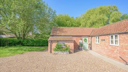 4 bedroom Detached house for sale in Sea Road, Anderby, PE24